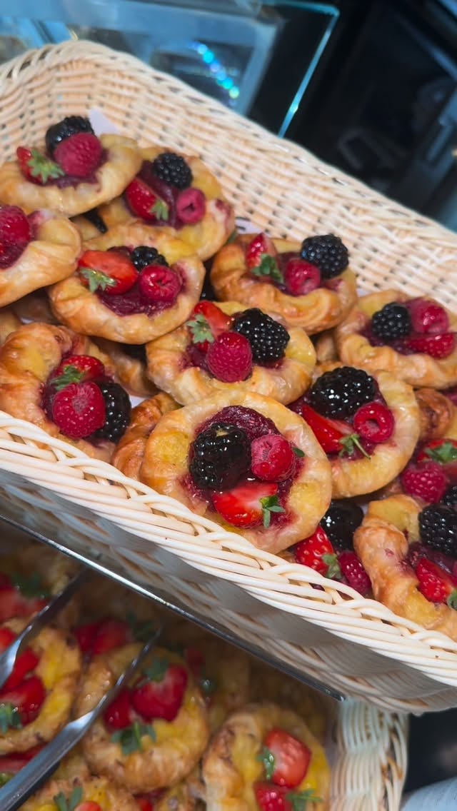 Zouk Tea Bar & Grill Halal Breakfast Buffet