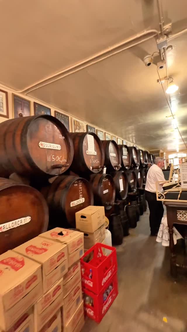 Málaga's Oldest Bar: A Historic Wine and Tapas Spot