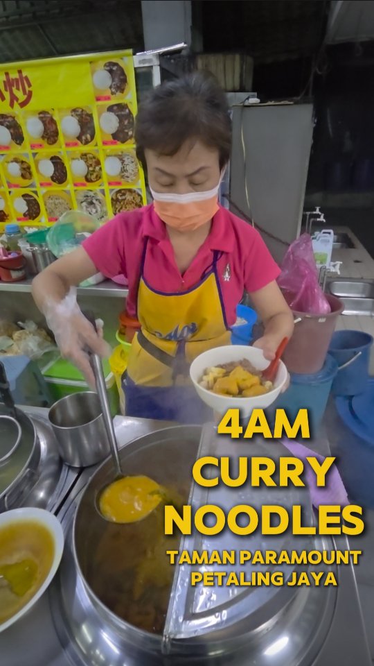 Legendary 4 AM Curry Noodles In Petaling Jaya