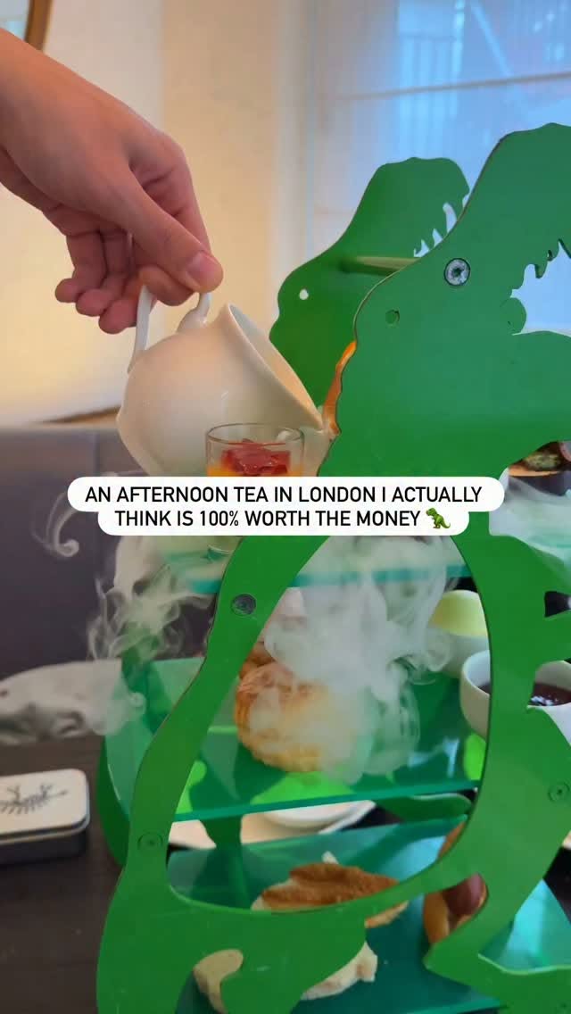 London Jurassic Afternoon Tea With Museum Visit