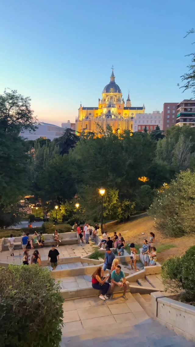 Vistillas Garden: Sunset Views of Madrid Cathedral