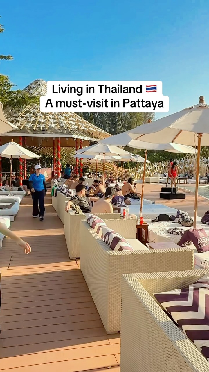 Pattaya Beach Club Features Pool and Thai Cuisine