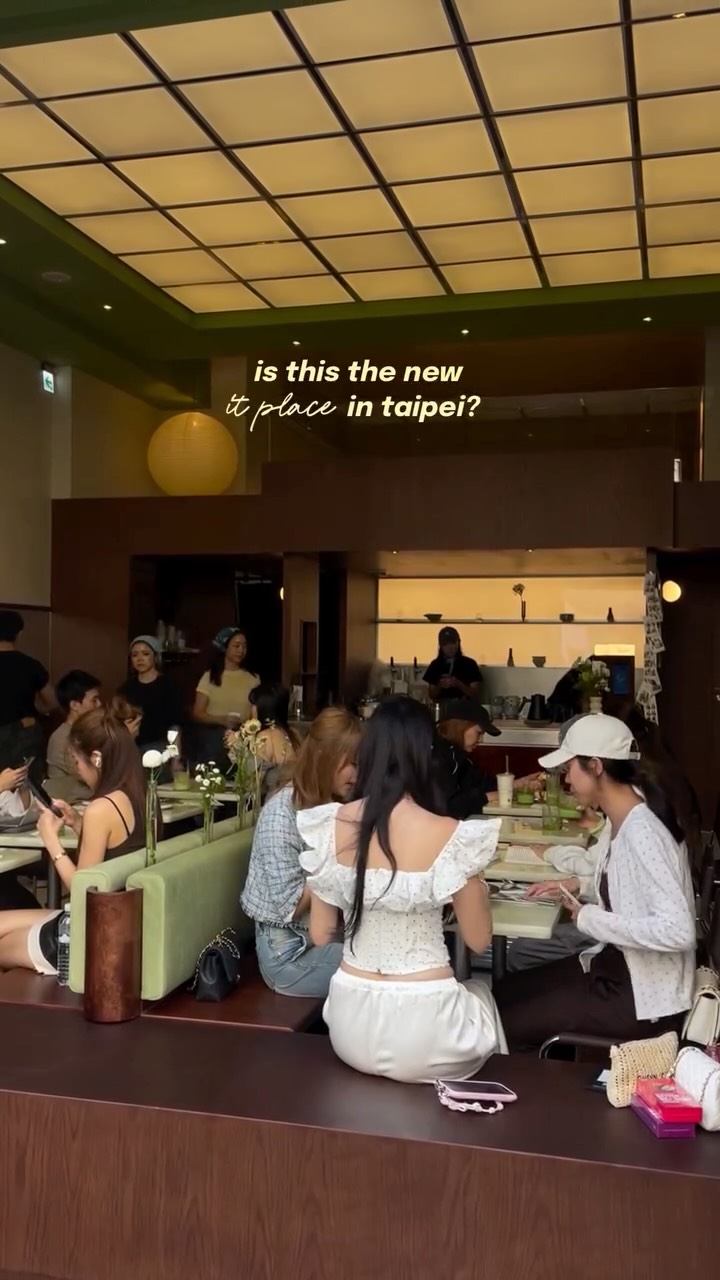 Taipei Cafe Transforms Into Japanese-Style Restaurant