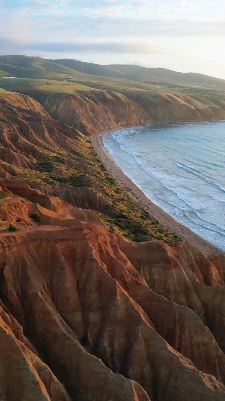 Coastal Contrast: Fleurieu Peninsula's Sellicks Beach