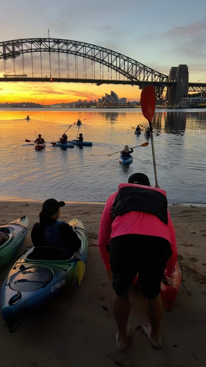 Sunrise Kayaking Adventure in Sydney Harbour