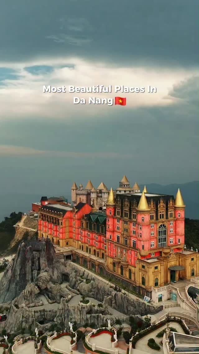Explore Da Nang's Beaches, Bridges, and Mountains