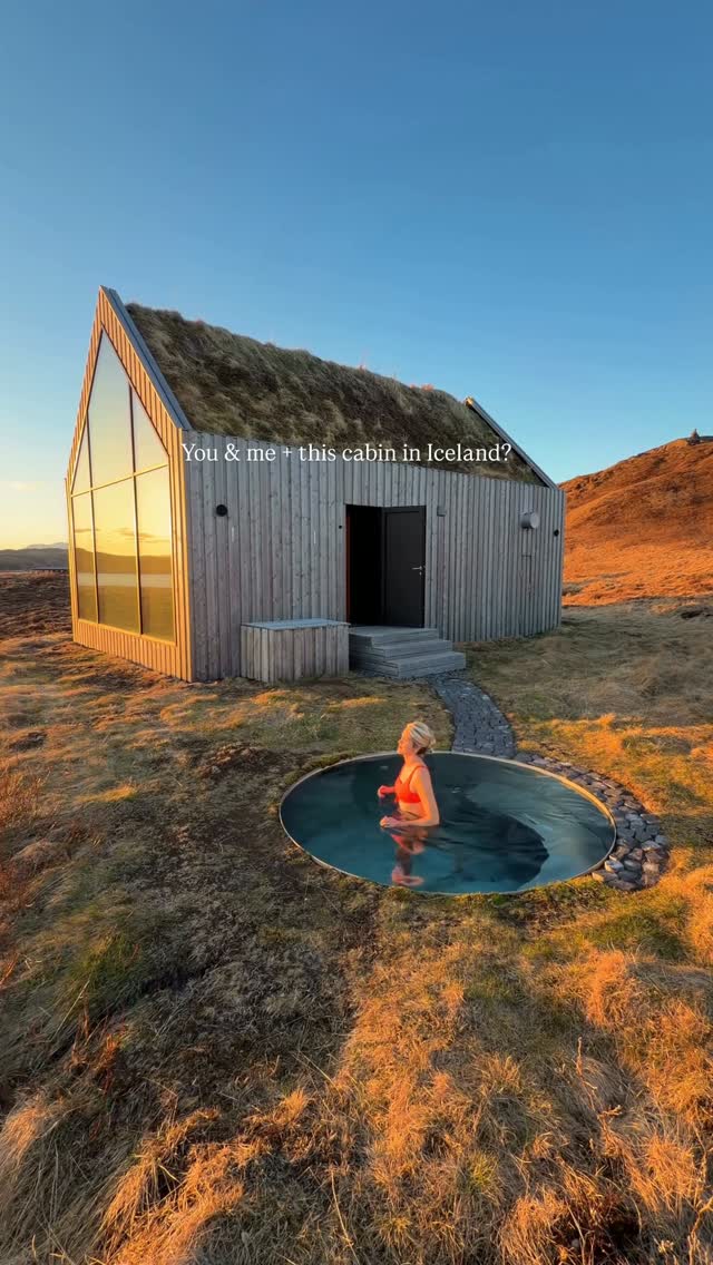 Icelandic Cabin Retreats With Hot Tubs
