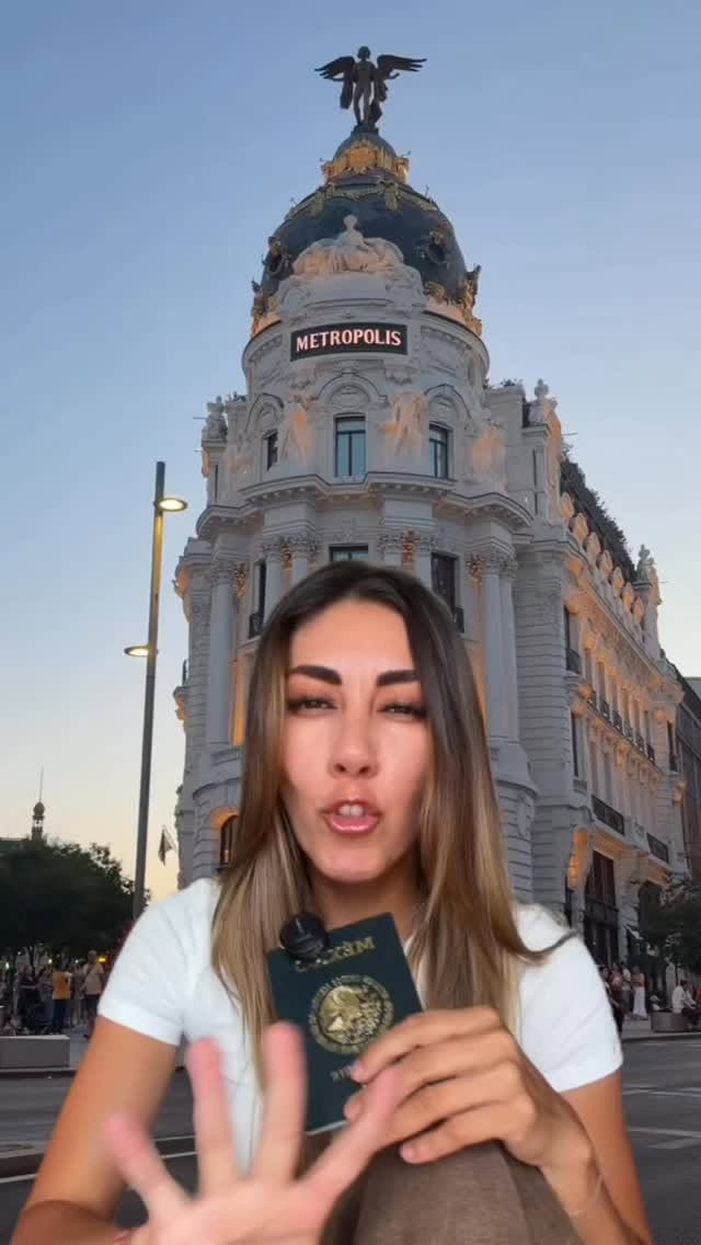 Madrid's Royal Palace, Parks, and Vibrant Neighborhoods
