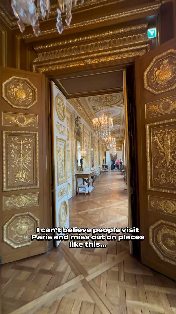 Paris Landmarks: Hôtel de la Marine, Louvre, Versailles