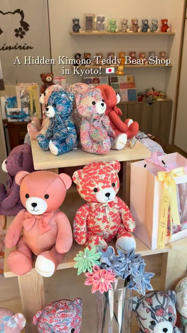 Kimono Teddy Bear Shop Specializes In Meaningful Souvenirs