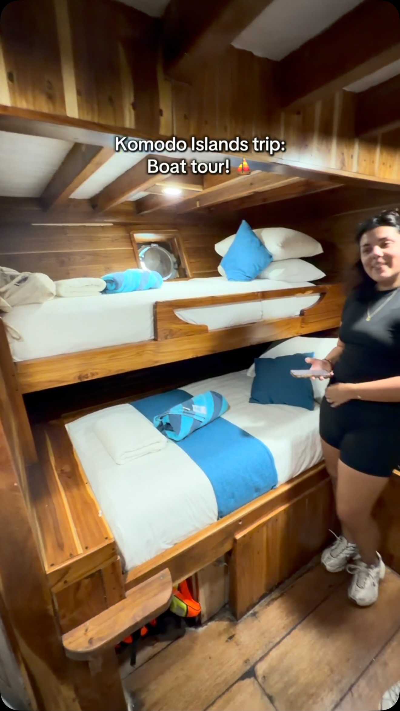 Komodo Boat Tour Highlights Island Views and Amenities