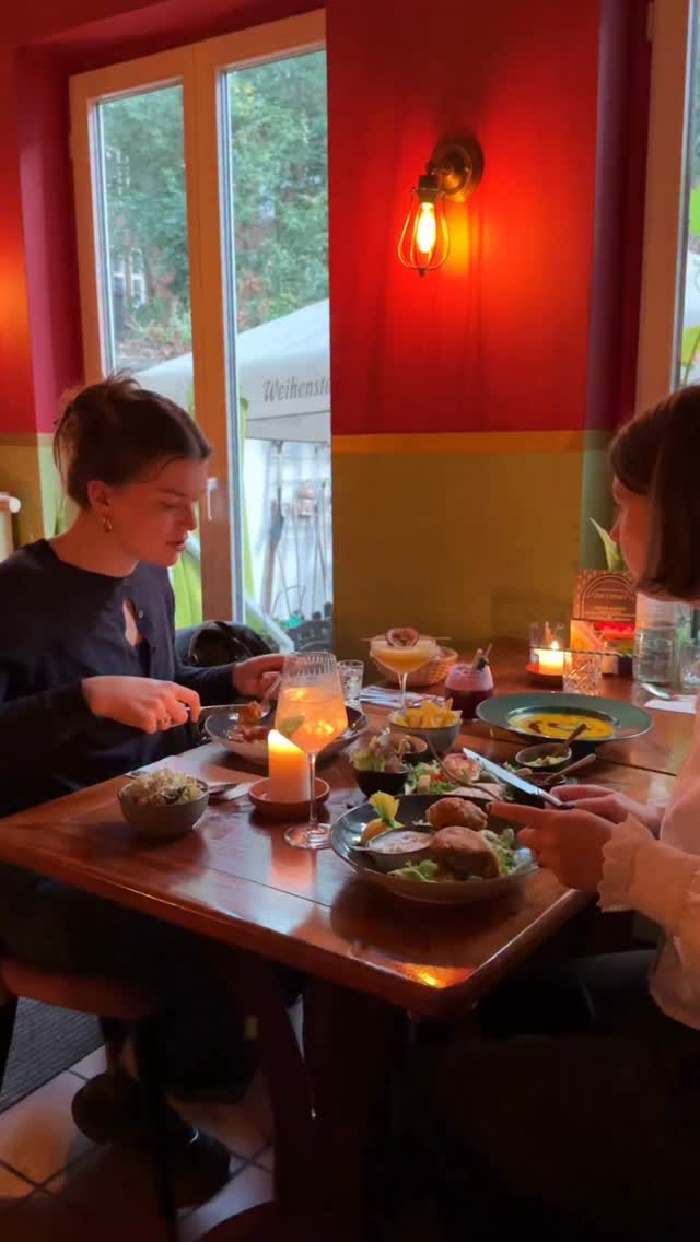Hamburg Restaurant Features Seasonal German Cuisine