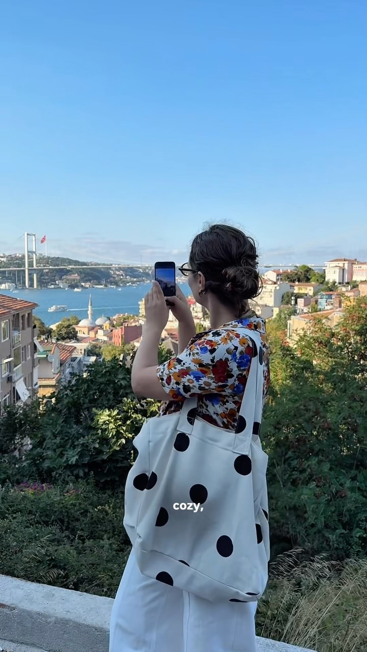 Kuzguncuk: Istanbul Neighborhood's Charm and Bosphorus Views