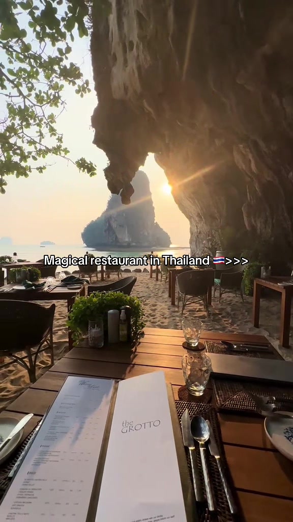 Thai Beachfront Restaurants For Magical Sunset Dinners