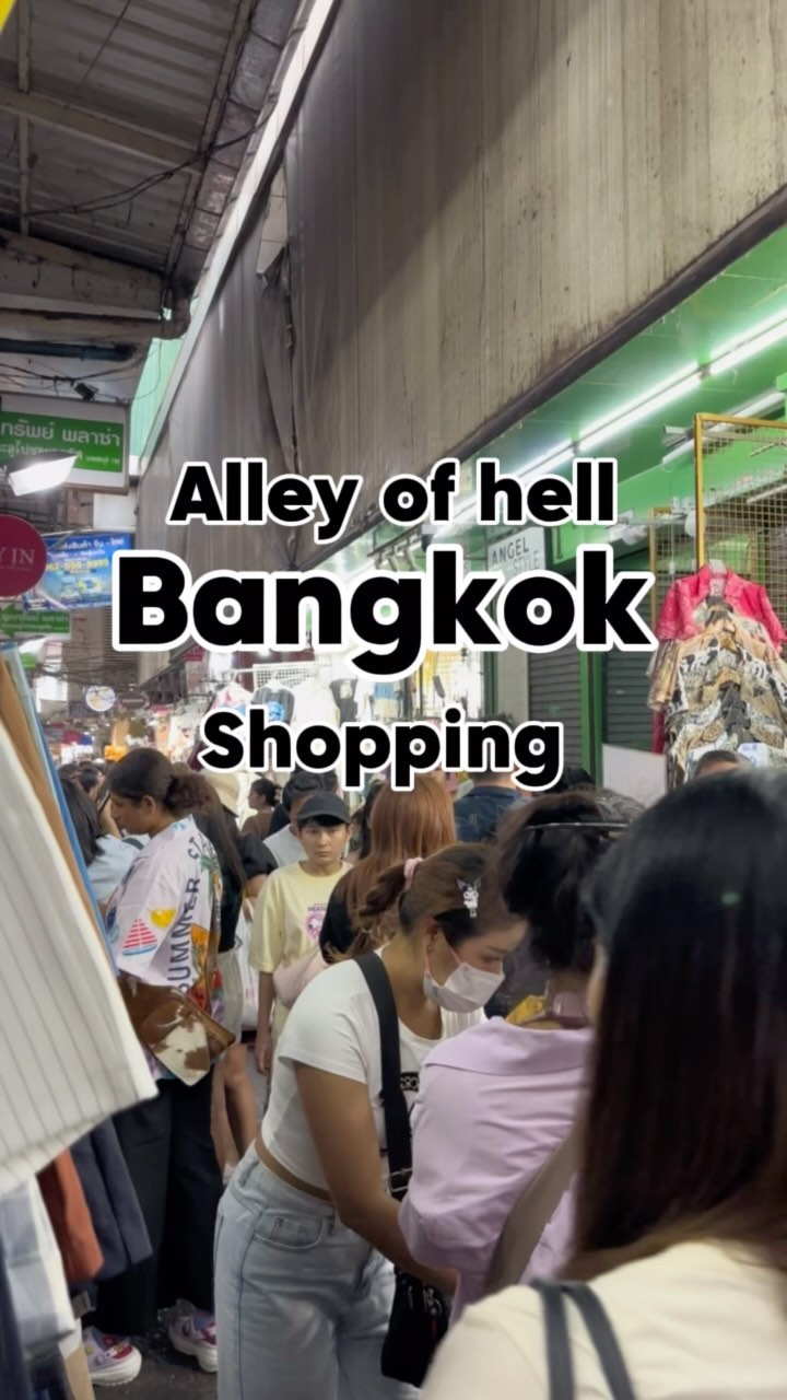 Bangkok's Pratunam Fashion Shopping Paradise