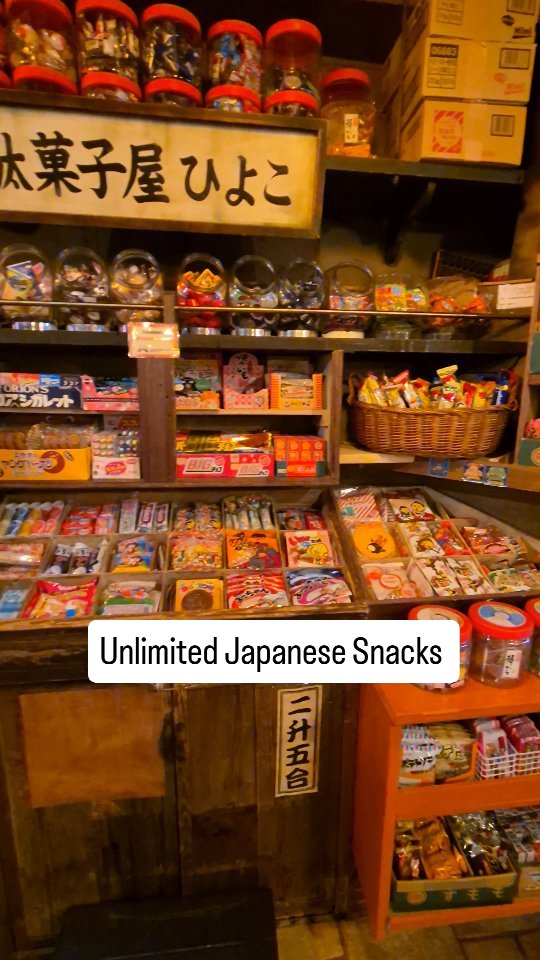 Retro Snack Bar Offers Unlimited Treats