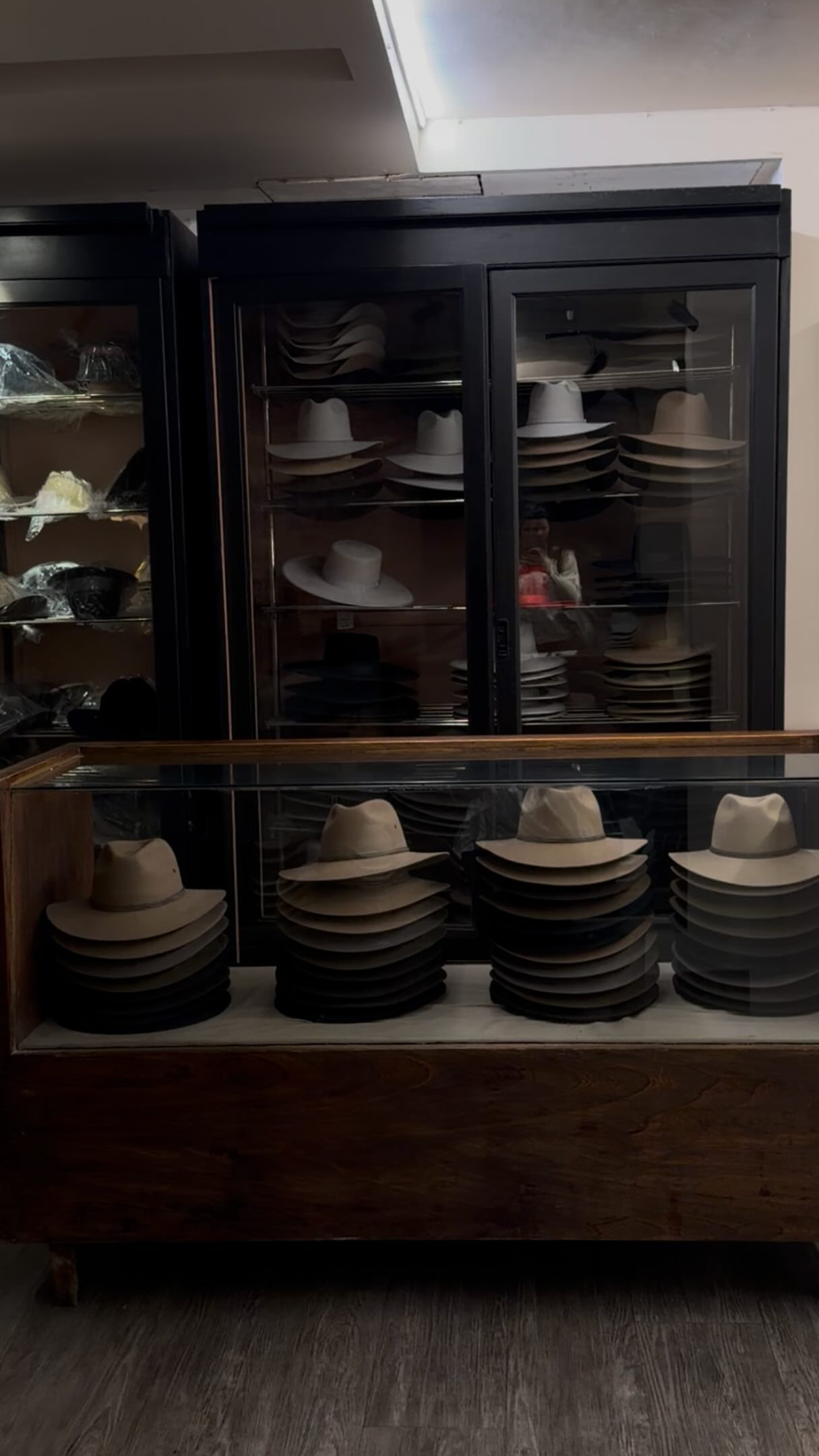Historic Mexico City Hat Shop Near Zócalo