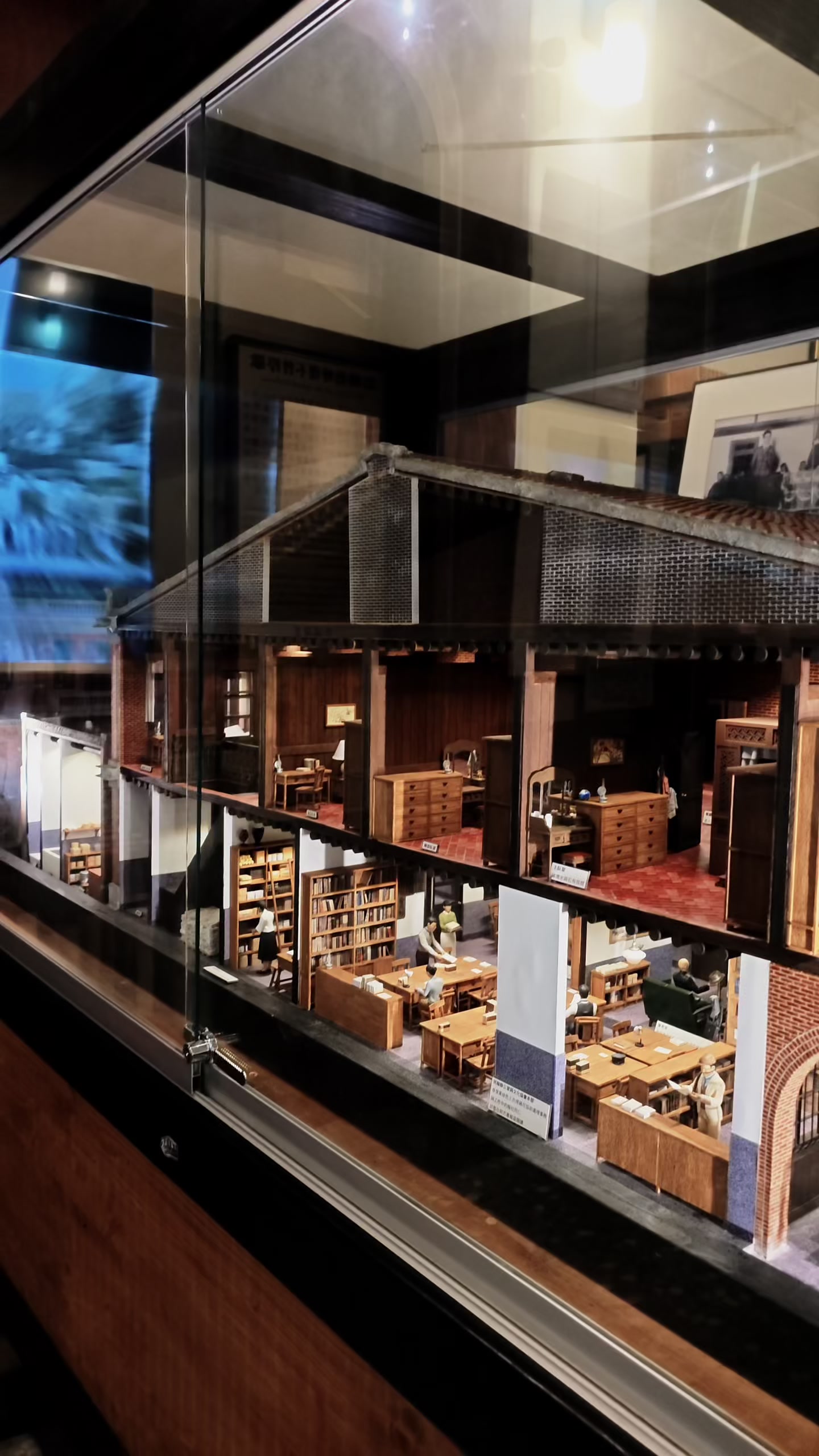 Daan Hospital Miniature Model and Jiang Weishui Exhibit