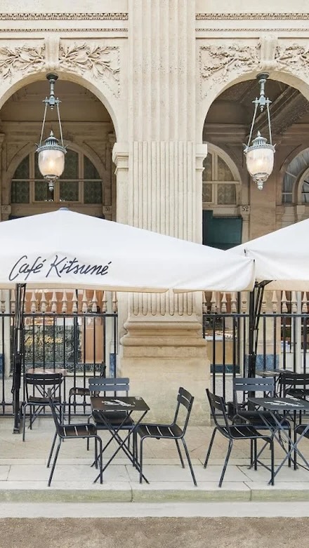 Palais-Royal Gardens and Hidden Cafe