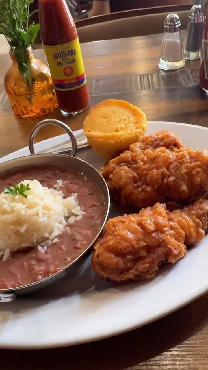 Willie Mae's NOLA: America's Best Fried Chicken