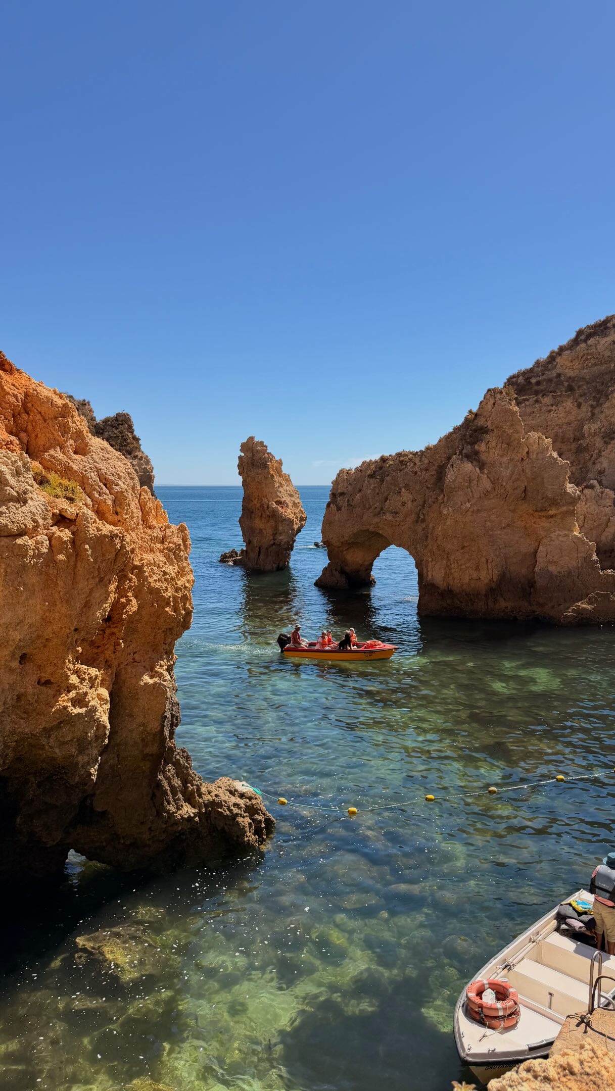 Algarve's Natural Wonders and Beaches Tour