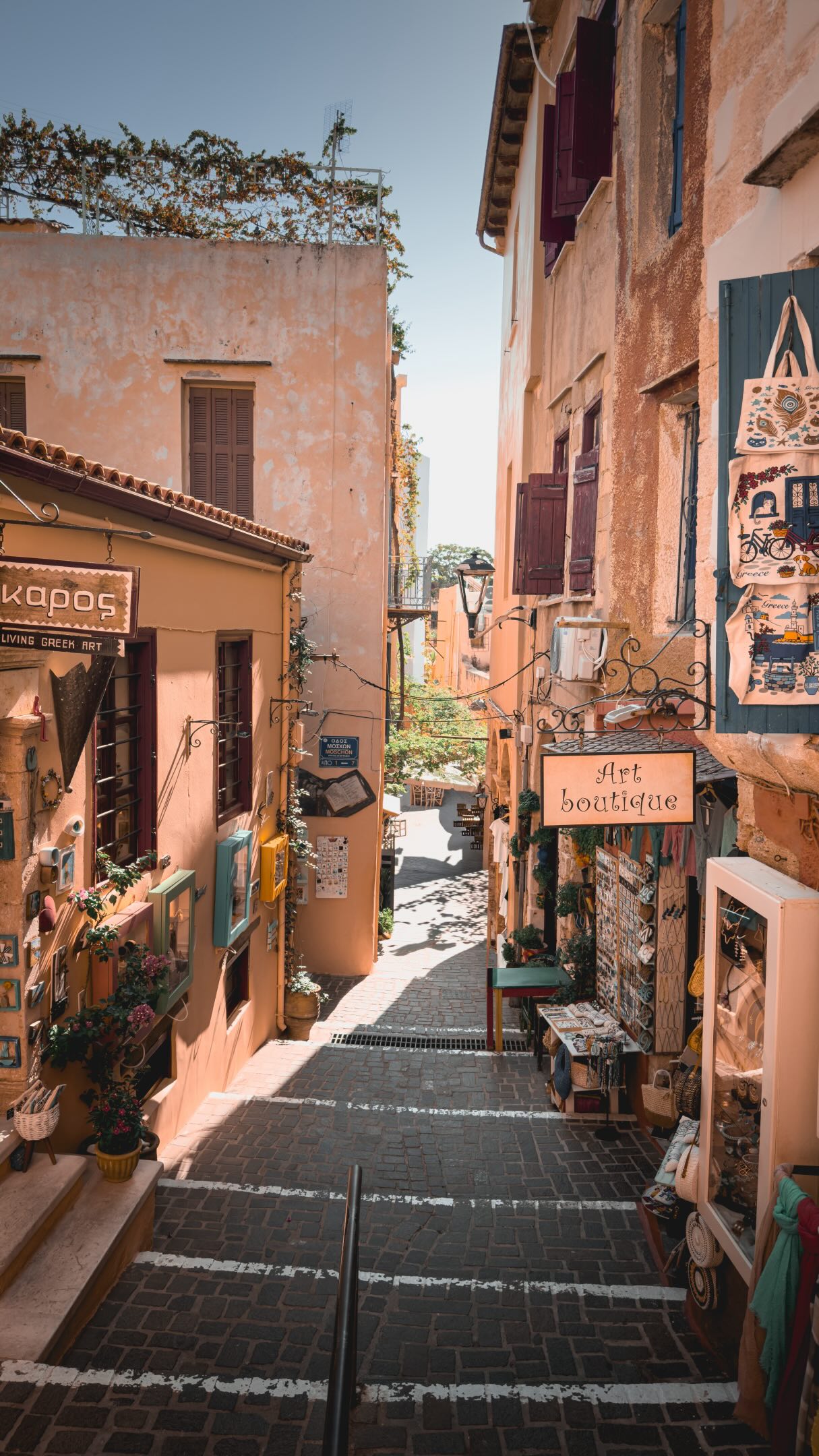 Chania's Charming Streets and Waterfront Views