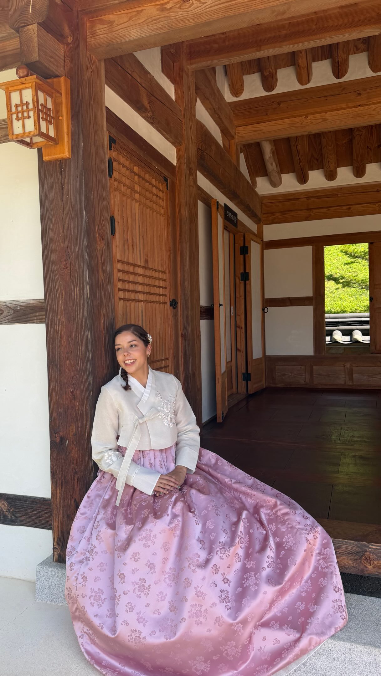 Sunbeeworld: Korean Tea Ceremony and Hanbok Experience