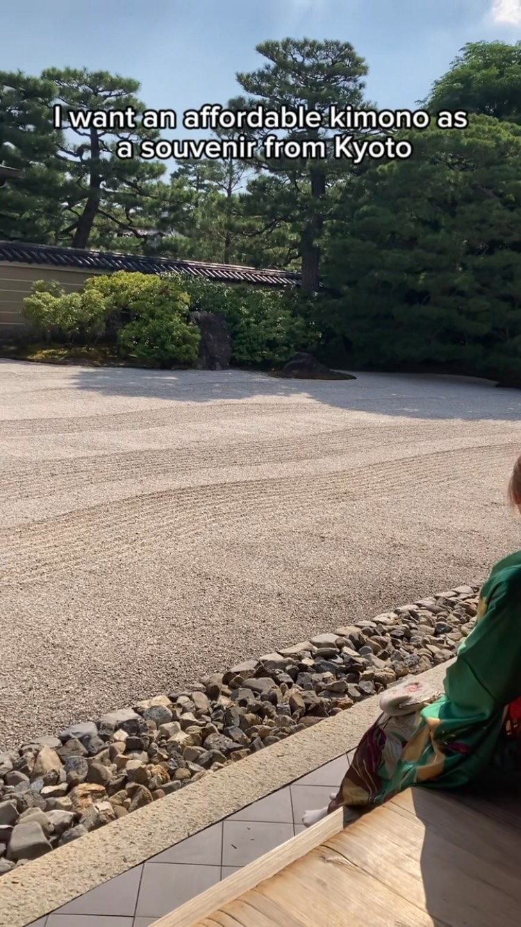 Kyoto's Temples, Gardens, and Kimono Shops