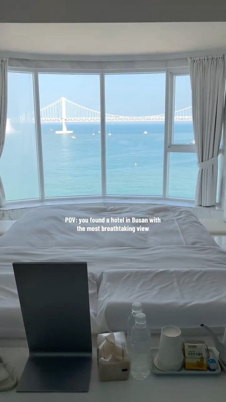 Busan Hotel Room With Iconic Bridge View