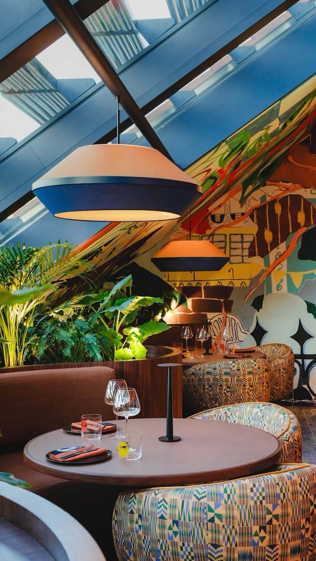 Luzzi Restaurant & Terrace: Rooftop Design Award Winner