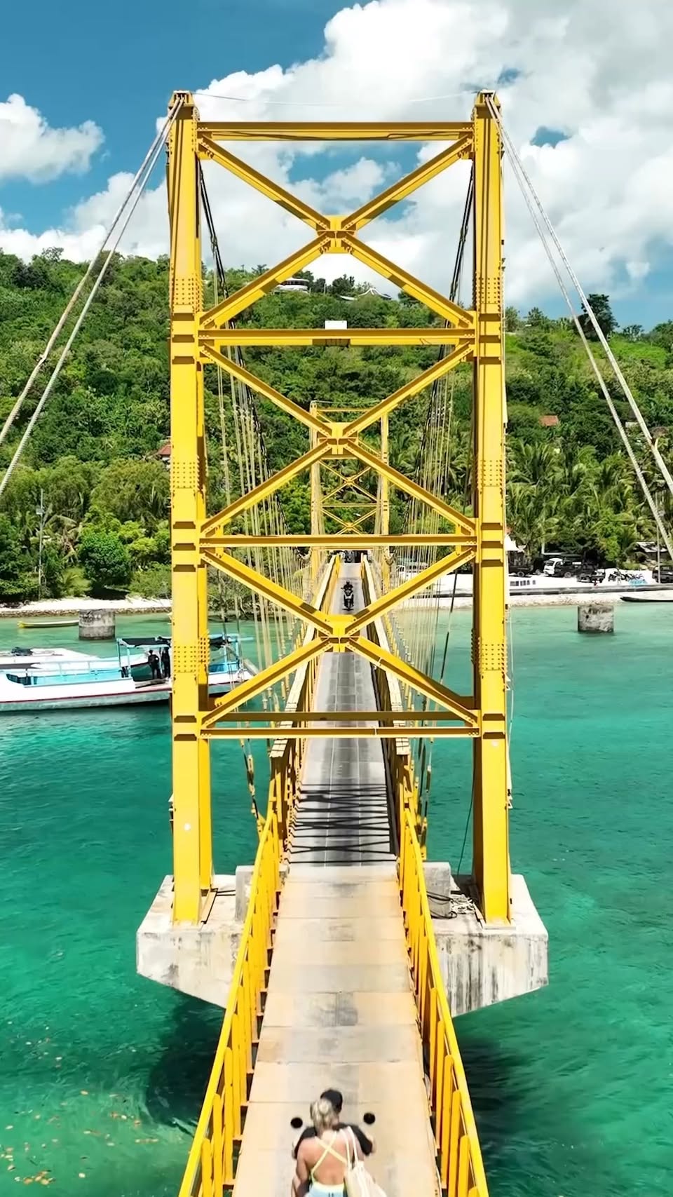 Nusa Lembongan Island Attractions and Dining