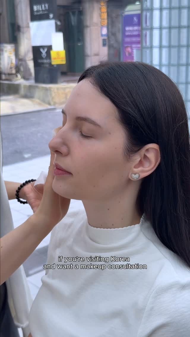 Seoul Makeup Consultations Offer Glowy Looks