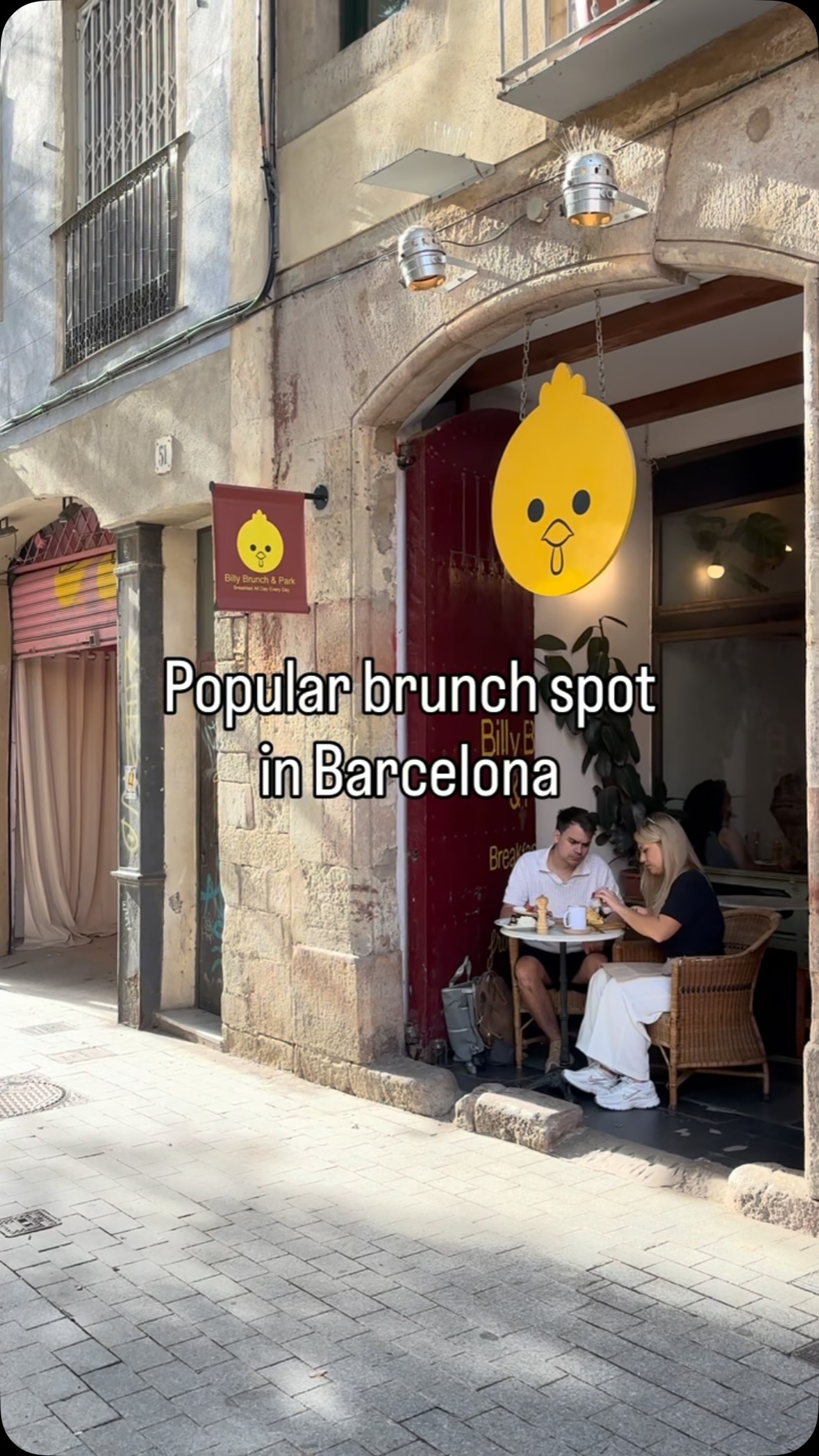 Barcelona's Popular Brunch Spot For All Ages
