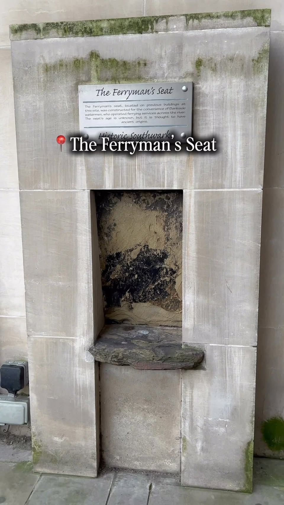 Historic Thames Ferrymen's Seat Near Globe
