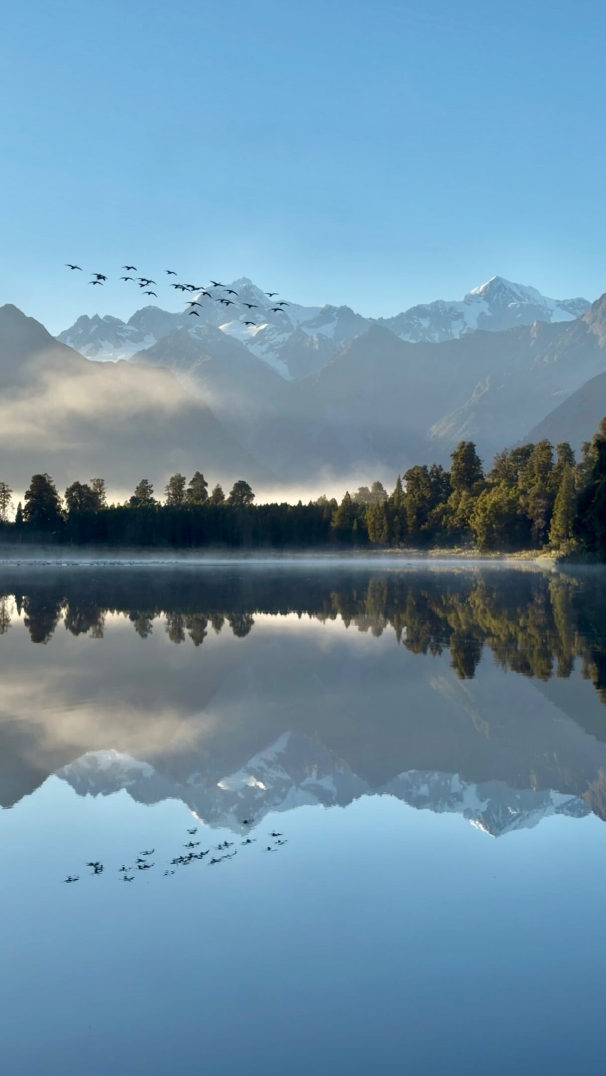 New Zealand's Iconic Mountain Reflections