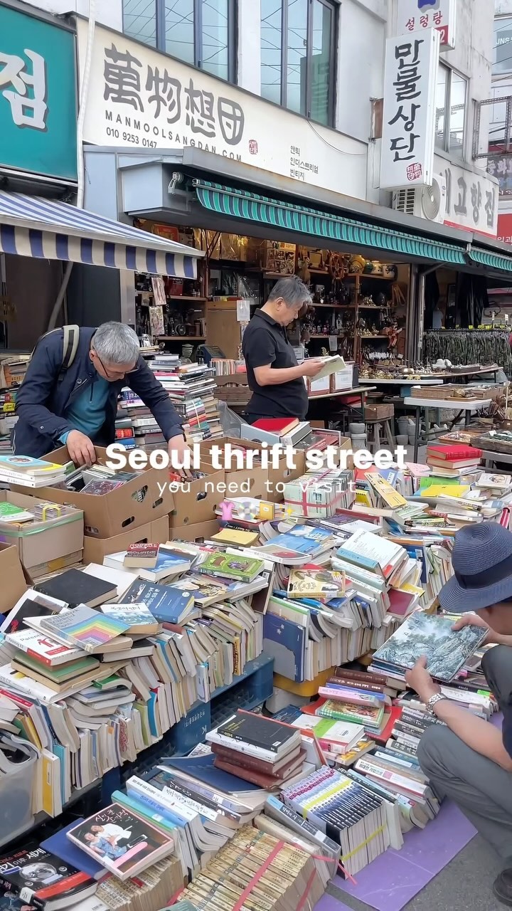 Dongmyo Flea Market's Bargain Finds