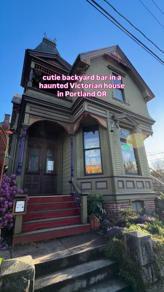 Foxtrot: Portland's Haunted Victorian Bar and Restaurant
