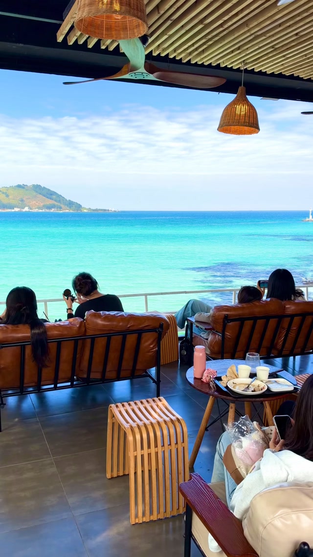 Cafe With Ocean Views Near Biyangdo Island