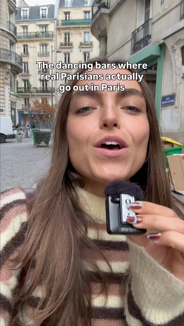 Paris Bars Featuring Dancing and Nightlife