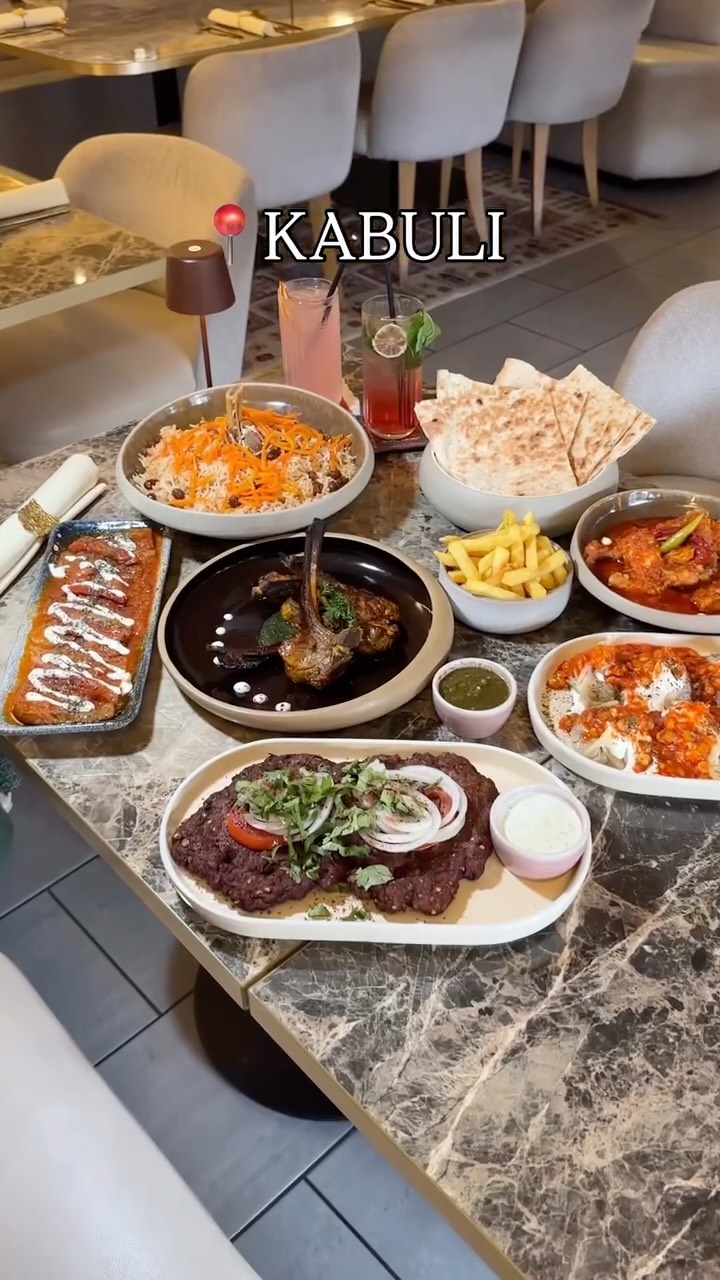 Kabuli Restaurant: Afghan Flavors and Immersive Atmosphere