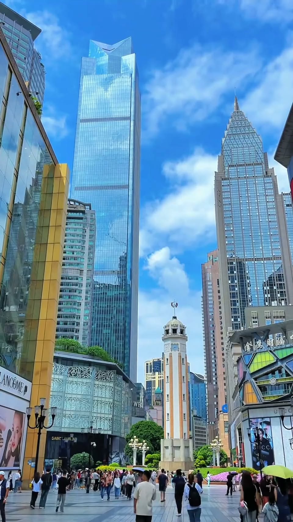 Chongqing Travel Guide: Popular Mountainside Destinations