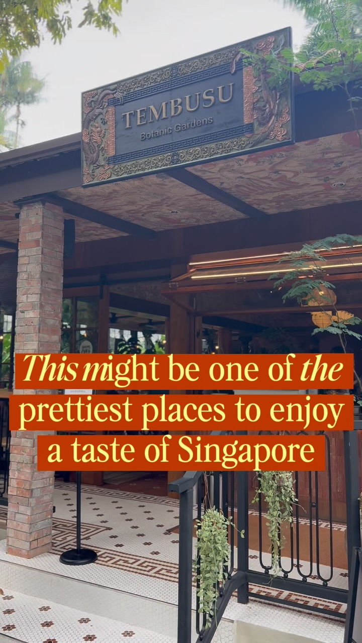Dining in Singapore Botanic Gardens' Nature