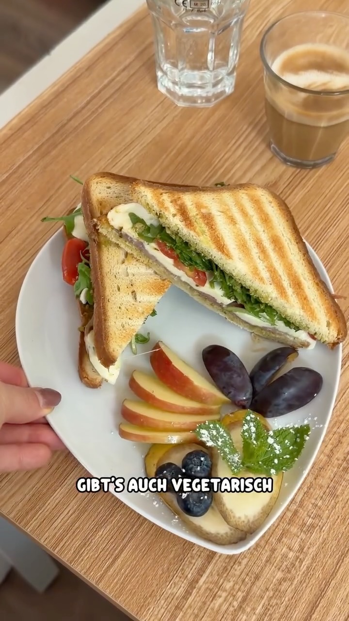 Pretty Hill: Berlin's Gluten-Free Cafe