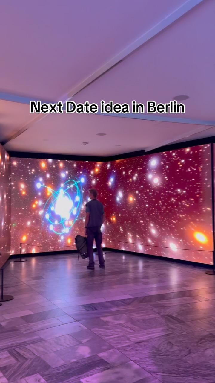 Zeiss Planetarium: A Cosmic Date Idea