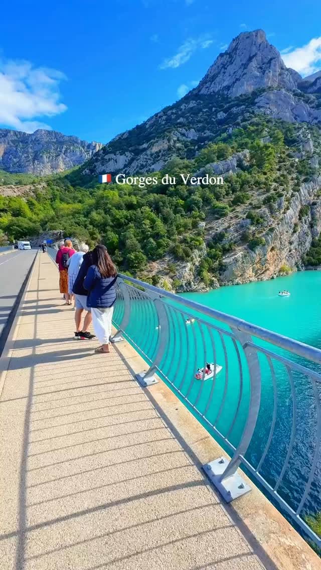 Explore Verdon Gorge's Turquoise Waters and Scenic Wonders