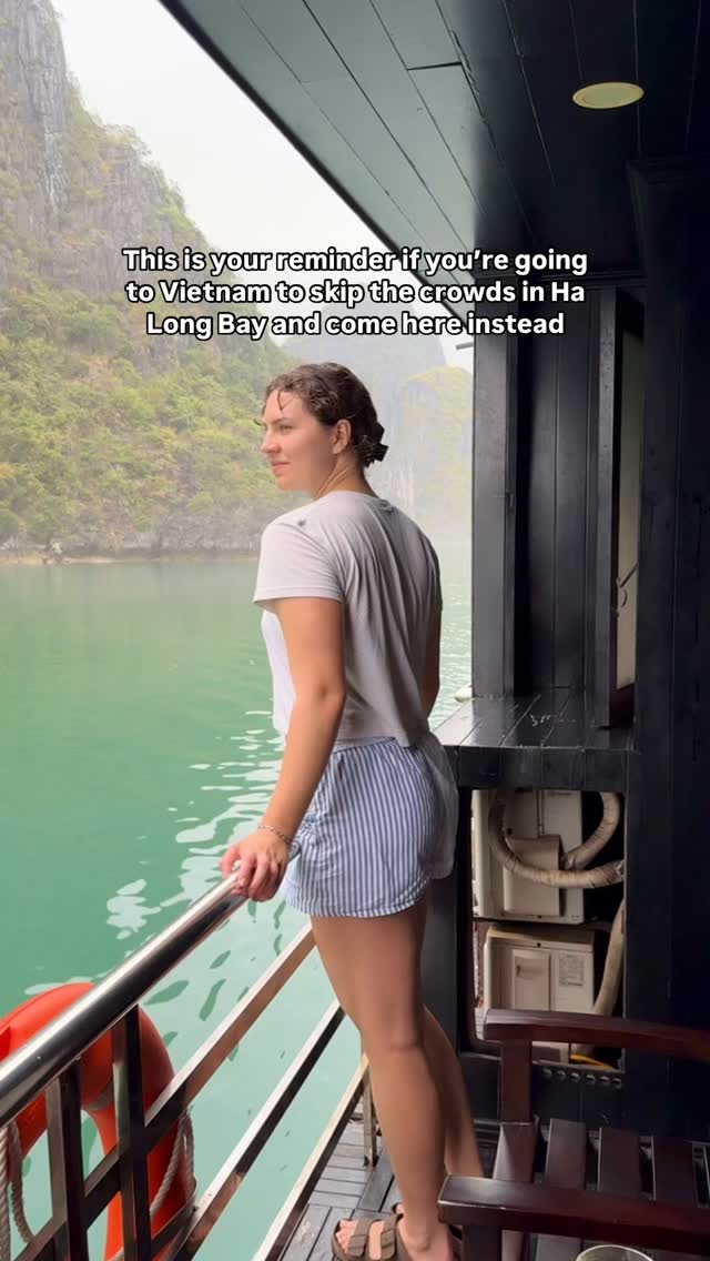 Vietnam's Scenic Bays: Lan Ha, Ha Long, and Cat Ba