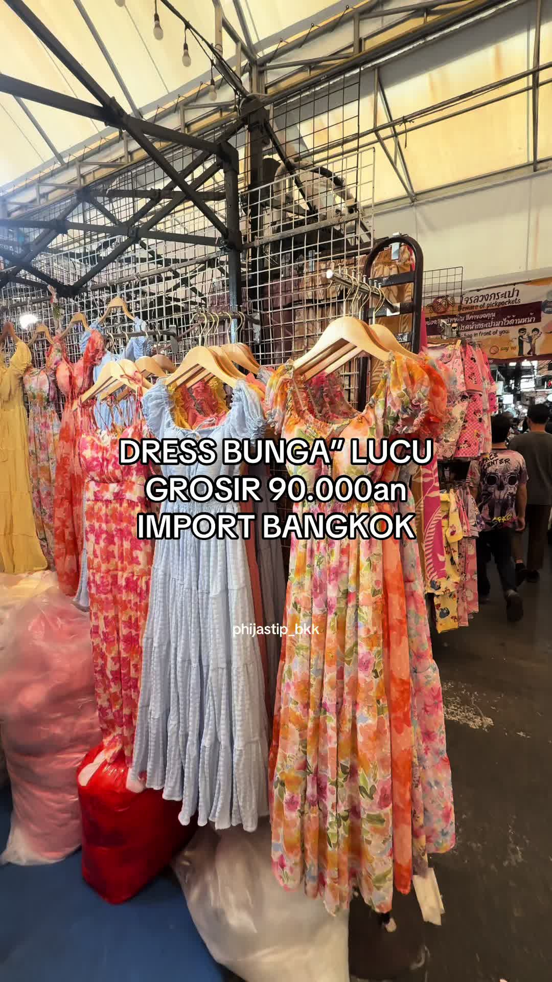 Wholesale Floral Dresses in Bangkok's Pratunam Market