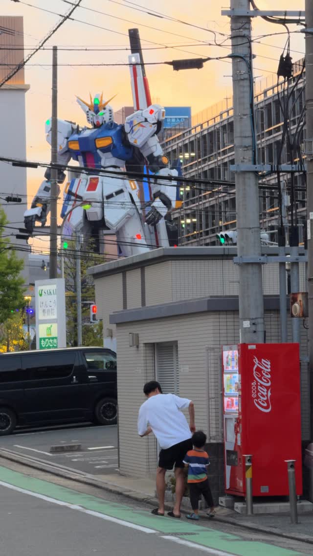 Gundam Vending Machine Moments In Fukuoka