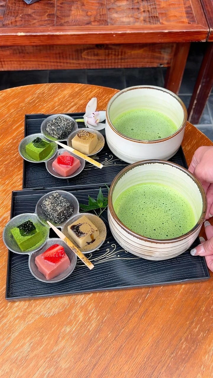 Kyoto Arashiyama Mochi Shop Features Matcha Desserts