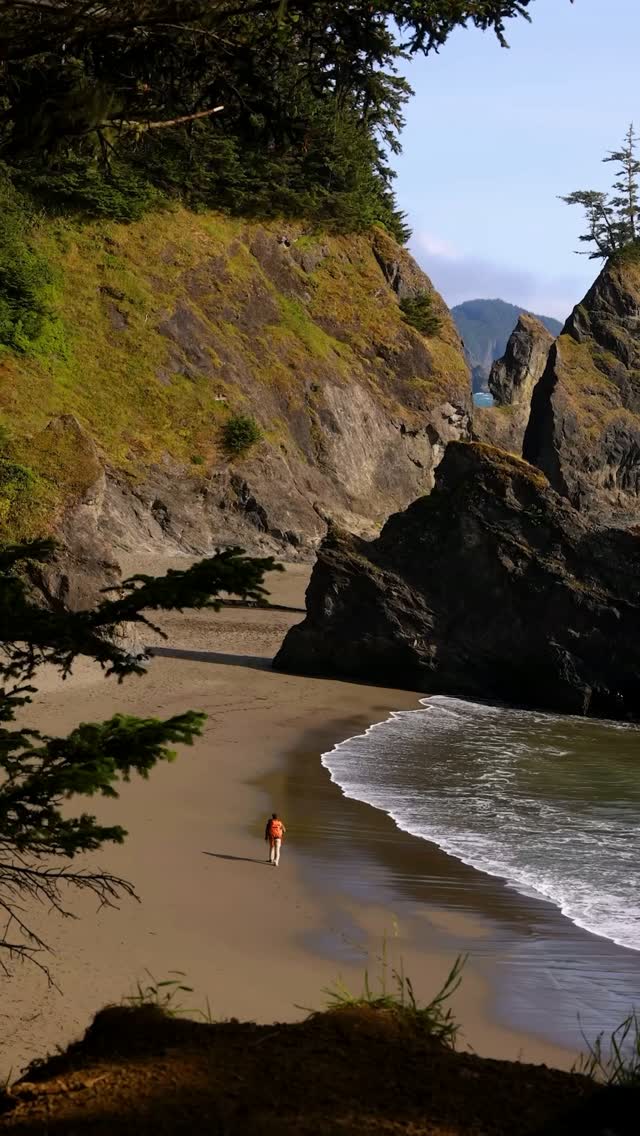 Oregon Coast's Rugged Beauty And Natural Bridges